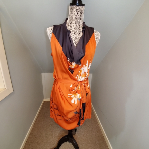 Womens silk summer dress - Picture 1 of 4